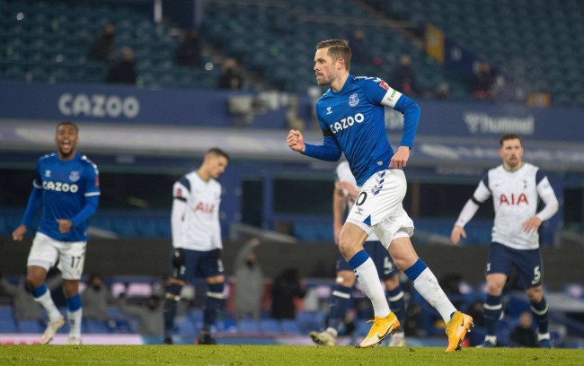 不仅展示了 不仅展示了